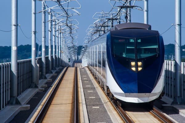 Skyliner 成田机场ー上野・日暮里间的特急券、普通乘车券