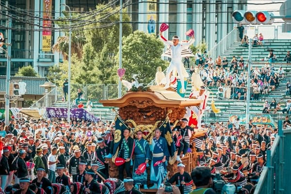 岸和田地车祭（Kishiwada Danjiri Festival）・观赏席（山景区） - 大阪